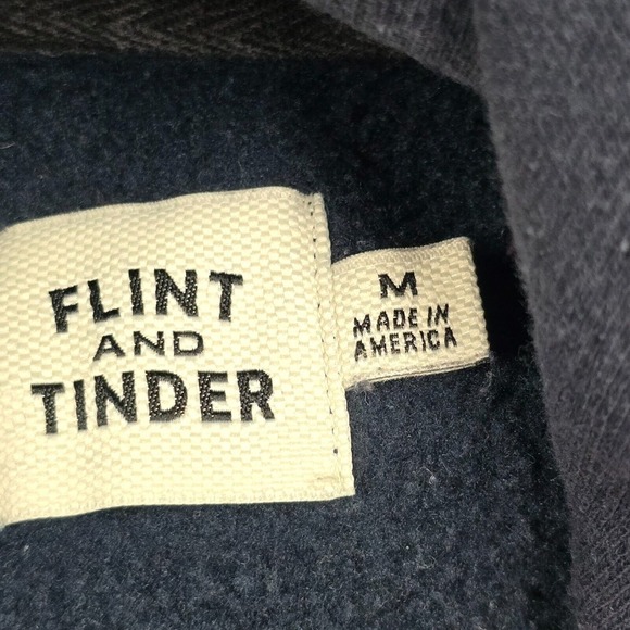 Flint and Tinder Hoodie Men Medium Faded Black Pullover Sweatshirt Raglan Pocket - Picture 6 of 13